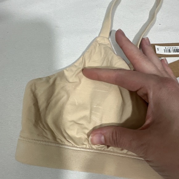 NWT $34 Skims [ Small ] Fits Everybody Bralette in Sand Nude #7087 - Picture 7 of 9